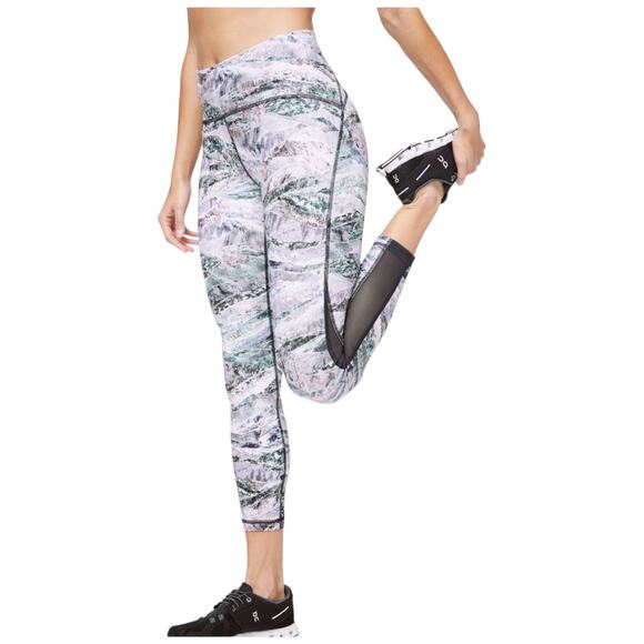 NWOT Lululemon Train Times Pant 25" Springscape Multi / Obsidian Size 12 - Picture 8 of 8